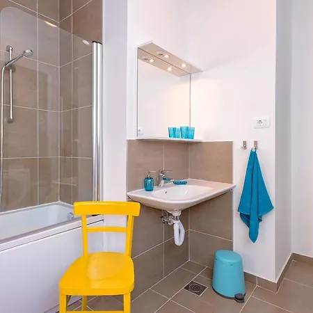 شقة Apartman Kateive